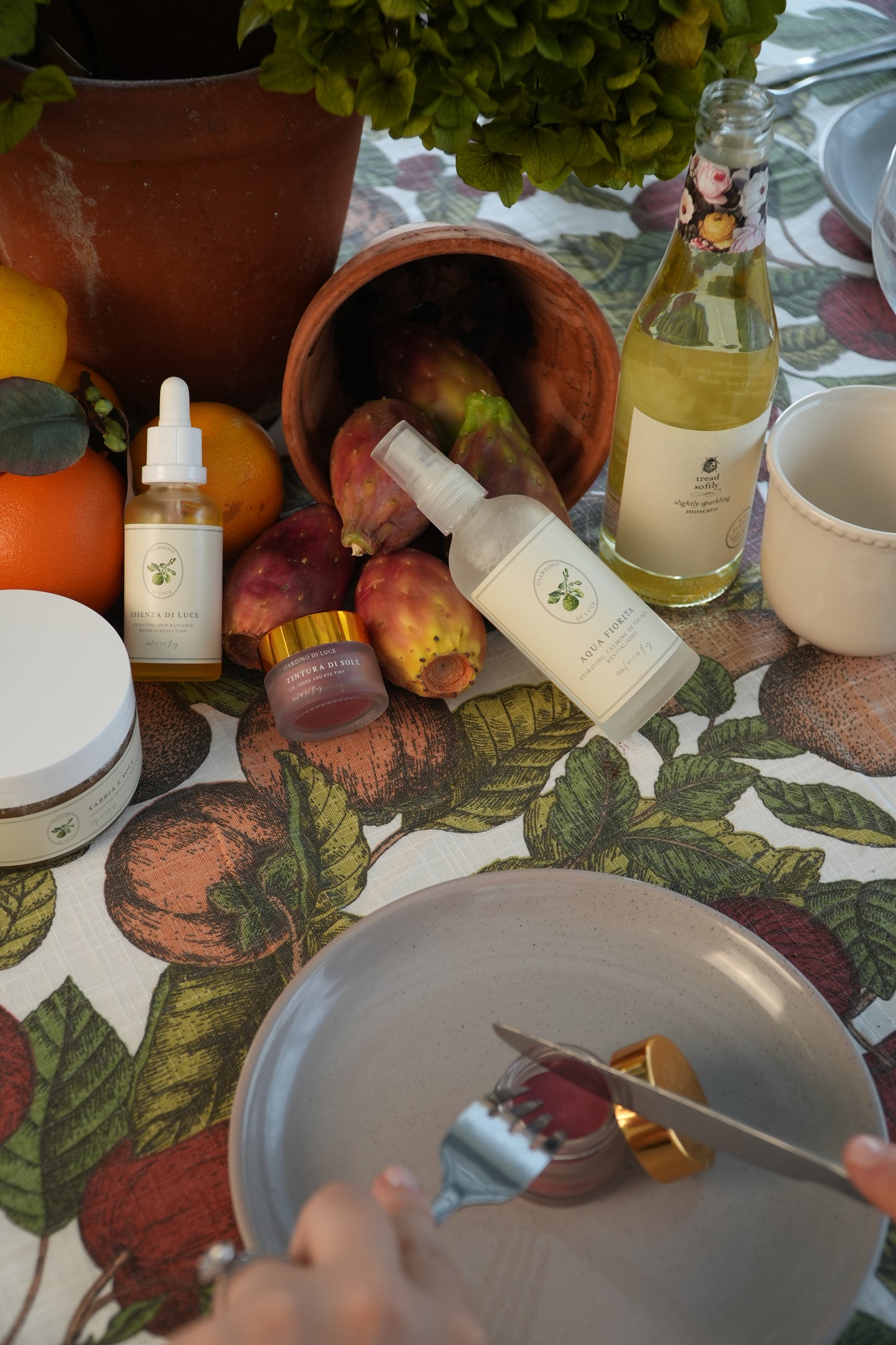 Tintura Di Sole Lip,Cheek & Eye Tint